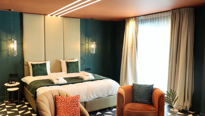 Miami suite kingsize bed zitje